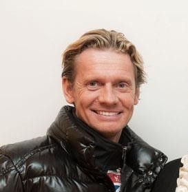 Video: Gal e Glock ‘s Undercover.