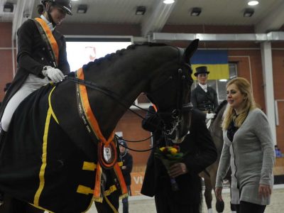 Video: Inna Logutenkova a Zhashkov.