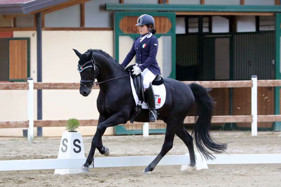 Mael Bombaci e Popcorn WE in grande forma a Novi in vista degli Europei Pony di questa Estate (photo courtesy: Il Circolo di Novi).