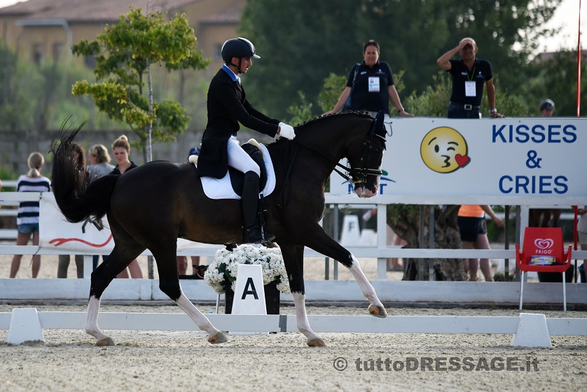 Francesco Neri e Raffaldo migliore binomio azzurro Young Riders (photo © tuttpDRESSAGE).