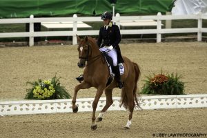 Valentina Truppa e Chablis galoppano nell' arena olimpica di Deodoro Park (photo © Libby Law Photography).
