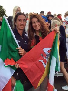 Mael Bombaci, quì ritratta con Claudia Montanari alla cerimonia di apertura degli europei pony ad Aarhus, ha portato in Danimarca non solo il tricolore ma anche la sua meravigliosa Sicilia (photo courtesy: Aironi Dressage).