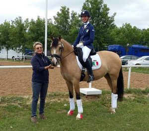 Cecilia Magni su Cascada con Vanessa Ferluga, anche lei conclude l' avventura del suo primo campionato europeo.(photo courtesy: Centro Equestre Il Casale). 