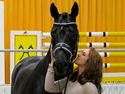 Eleonora Perroni a Verden si aggiudica il top price d’ Asta Hannover