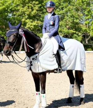 Máriakálnok: Mina Simeone protagonista assoluta nel CDI Junior ￼